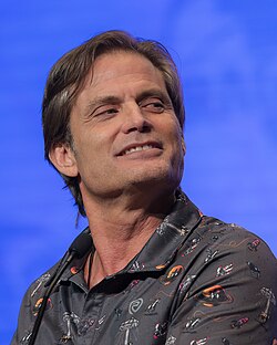Casper Van Dien