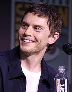 Evan Peters