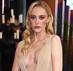 Maika Monroe