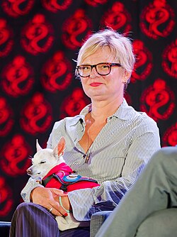 Martha Plimpton
