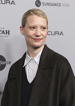 Mia Wasikowska