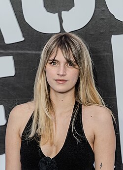 Nell Tiger Free