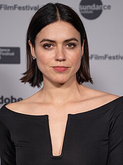 Nina Kiri